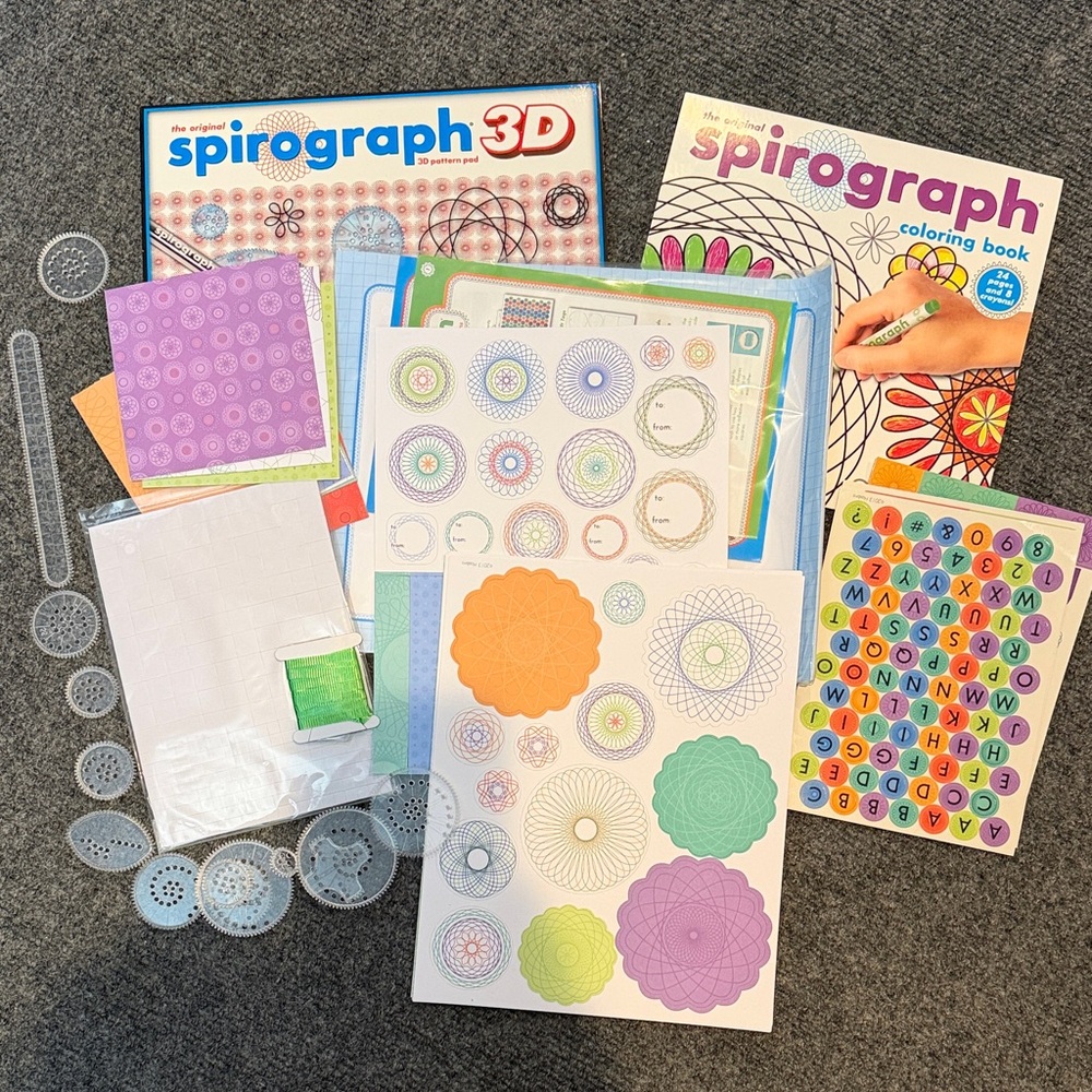 Spiral Graph 3D and Coloring Book Set - Multicolor